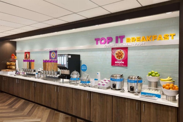 TRU by Hilton Las Vegas Airport NV image 10