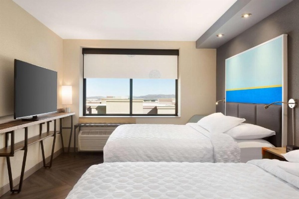 TRU by Hilton Las Vegas Airport NV image 27